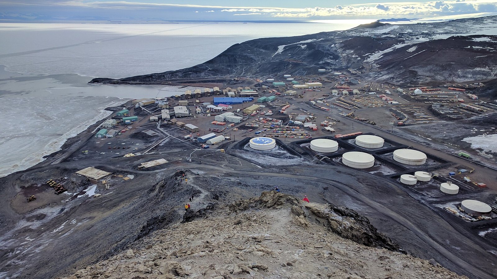 American Evacuated From Antarctic Base for Emergency Care