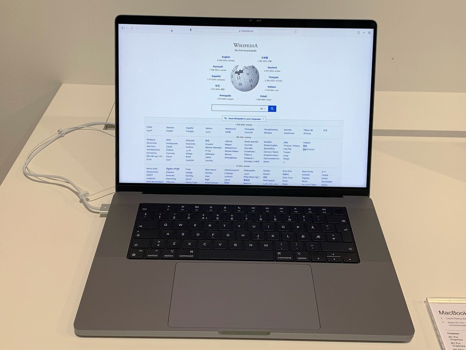Apple Discounts Reach 34% Off Ahead of Back-to-School