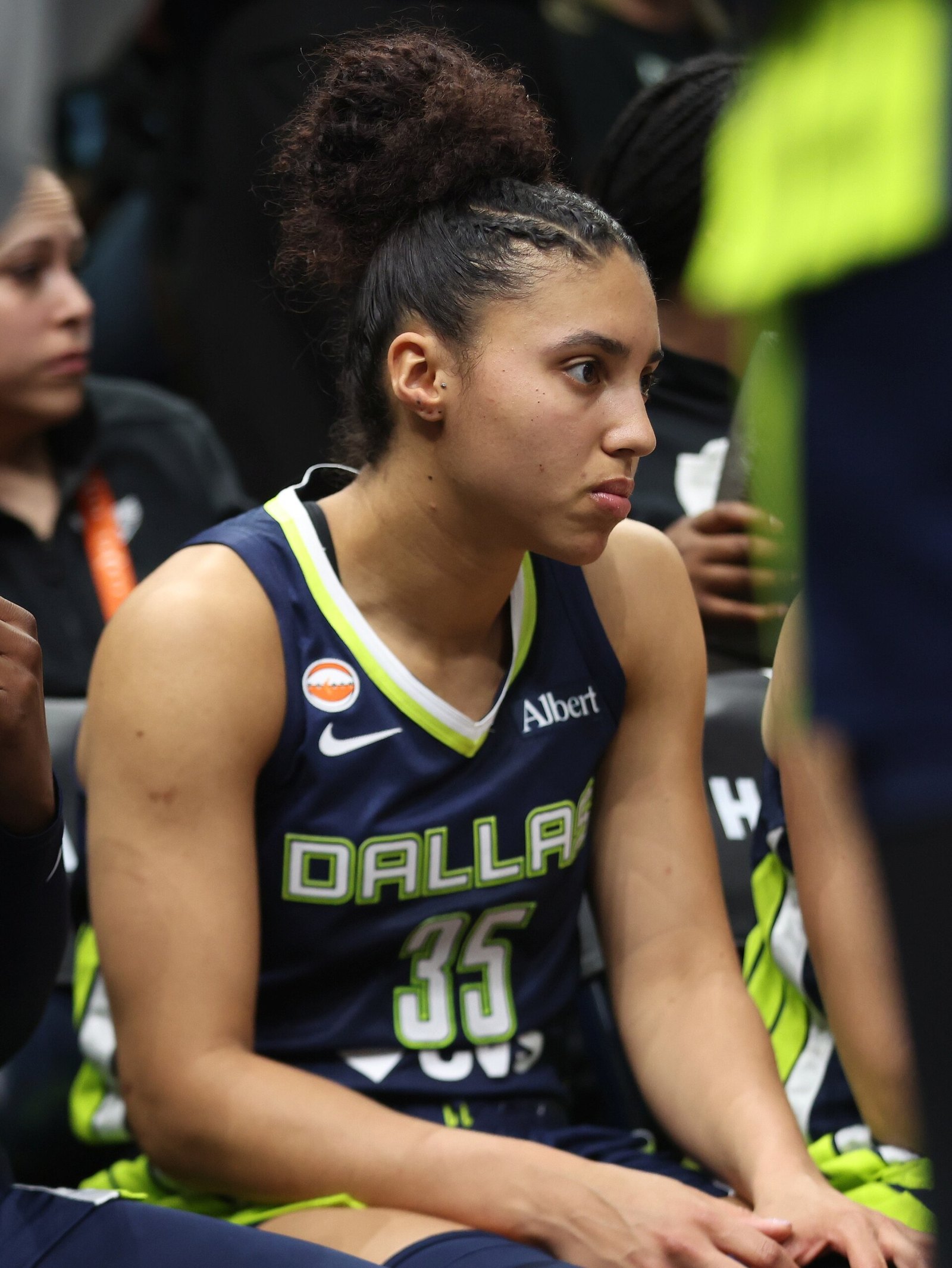 Wings' No. 1 Pick Azzi Fudd Out for Season With Knee Surgery