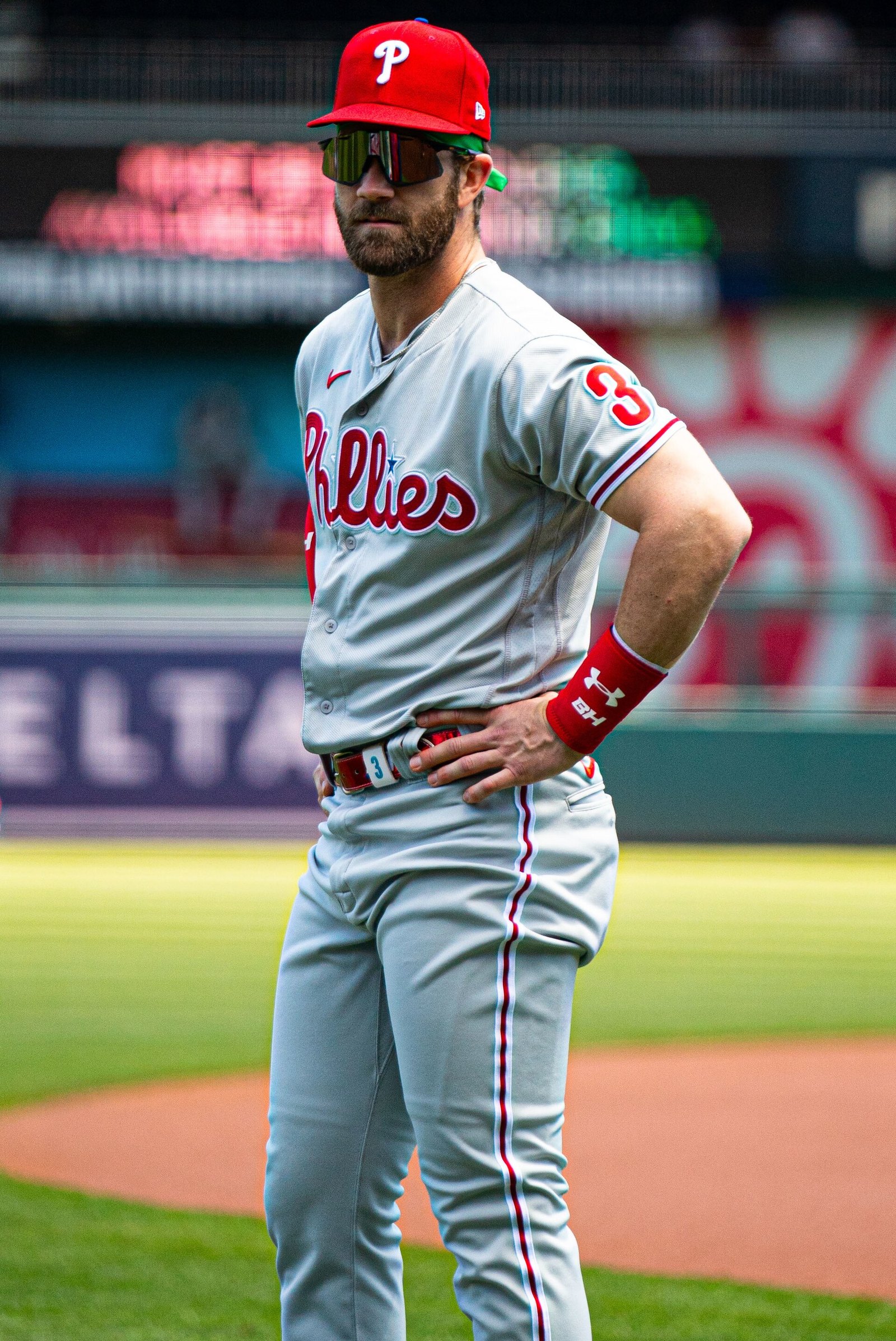 Derek Hill's Grand Slam Lifts Phillies Past Nationals 6-3
