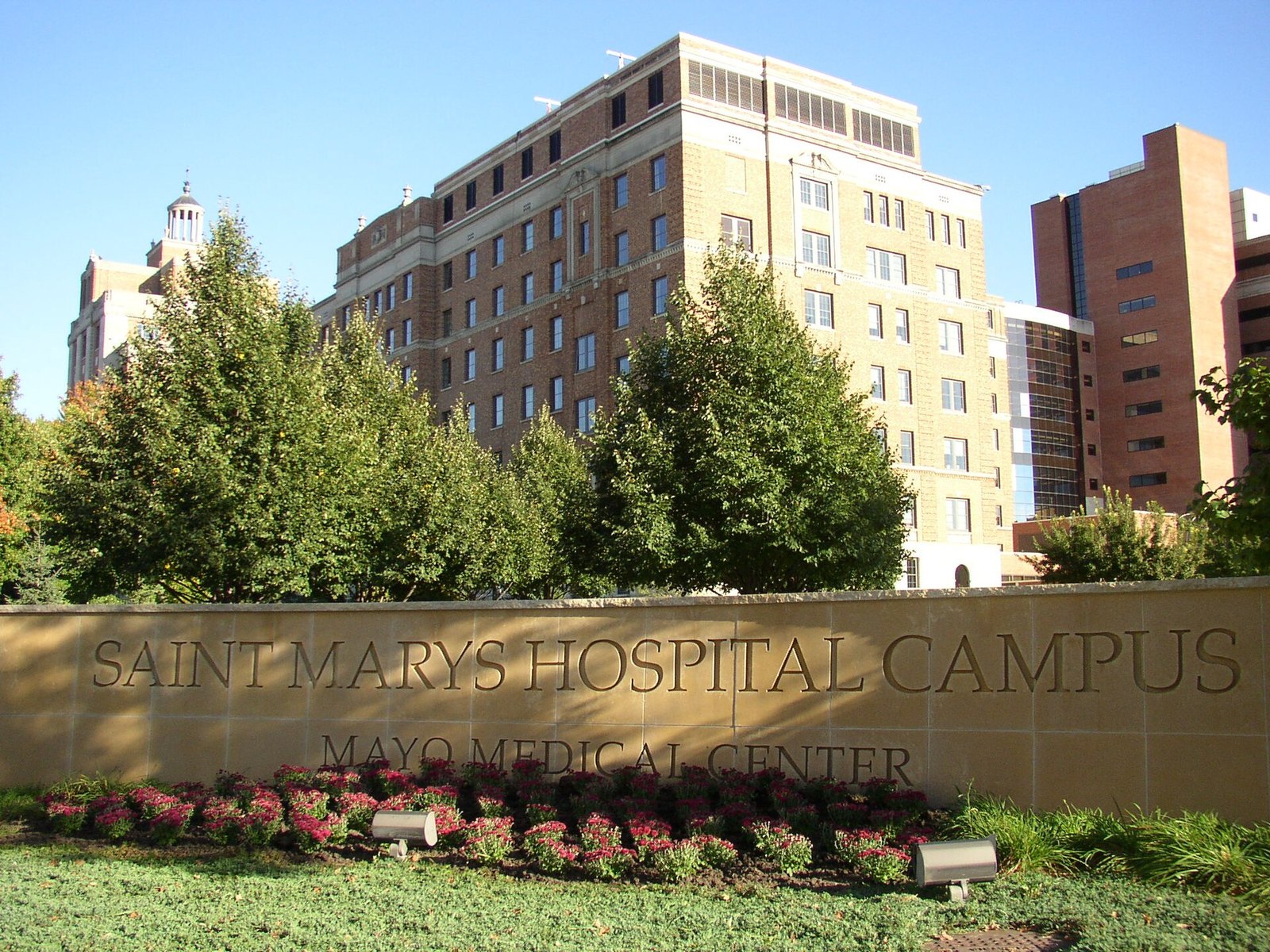 Hospitals Increasingly Demand Payment Before Treatment