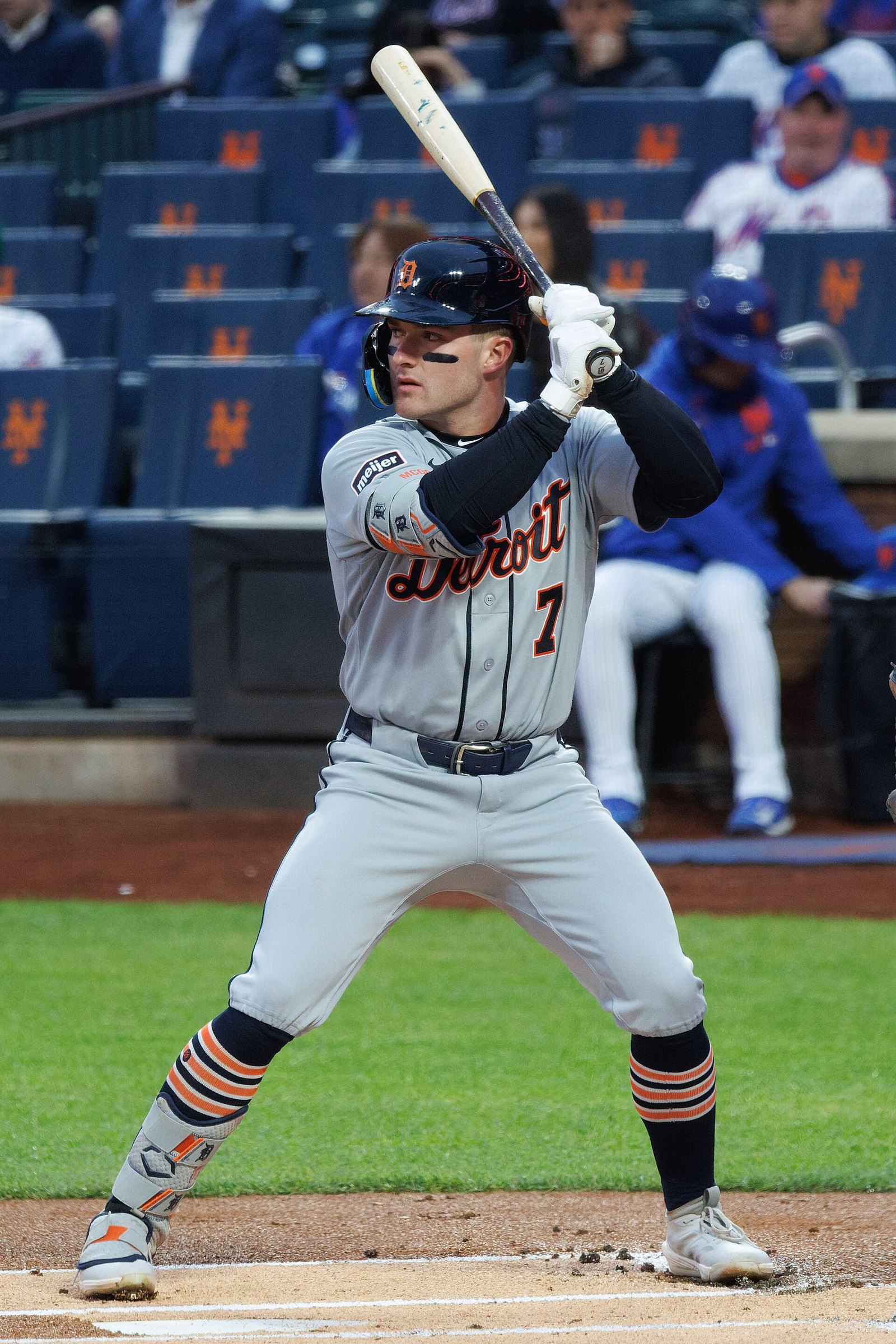 McGonigle Homers, Tigers Beat Pirates 8-5 to Tie for Wild Card
