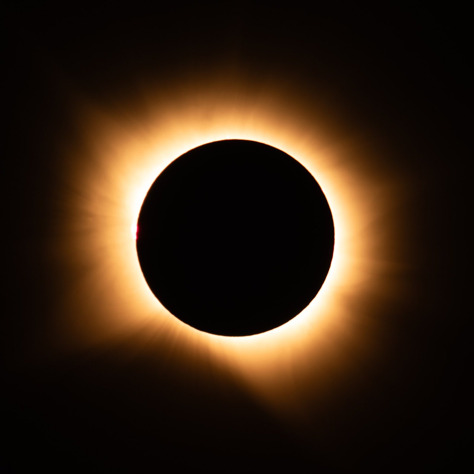 Millions in Spain Witness Country's First Total Eclipse in a Century