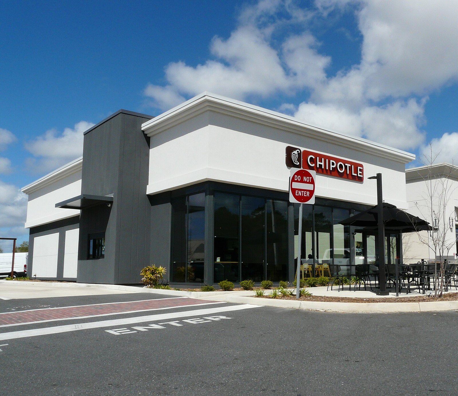 Minnesota Woman Sues Chipotle Over Salmonella Sepsis Case