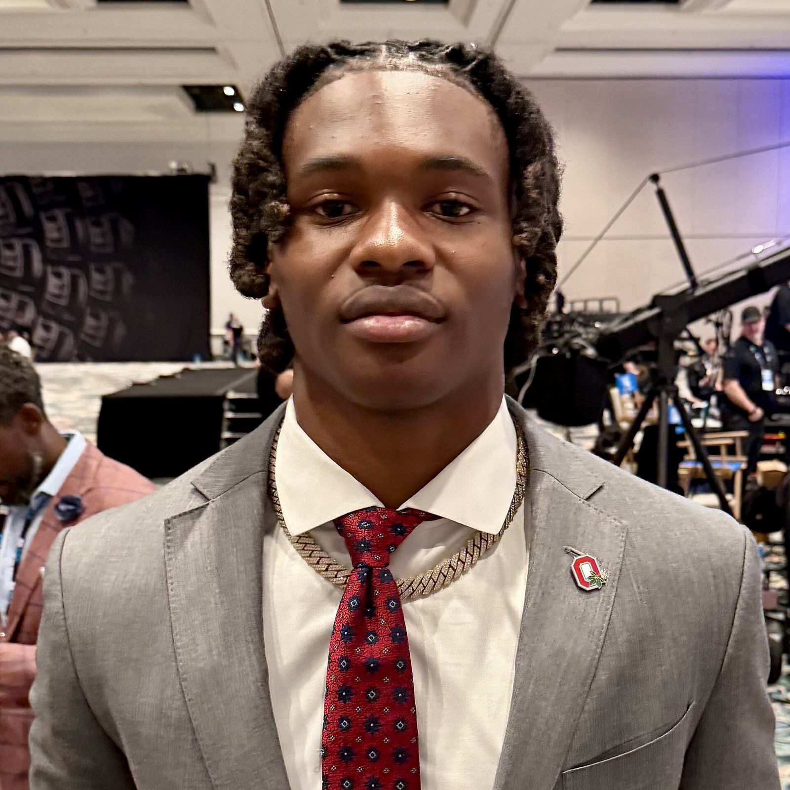 Six Players Projected to Win Top College Football Awards in 2026