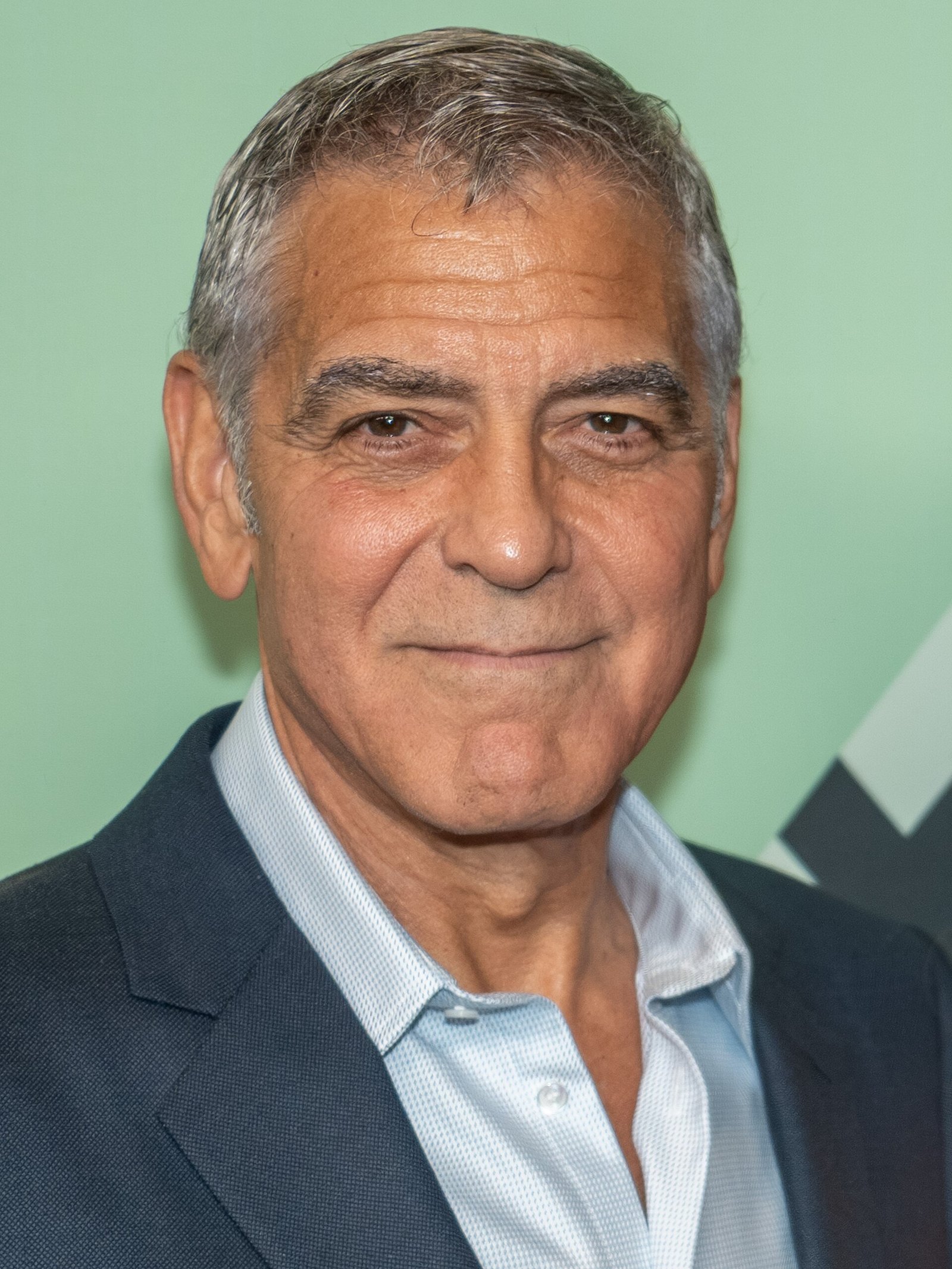 Wildfire Forces George Clooney's Family From French Home